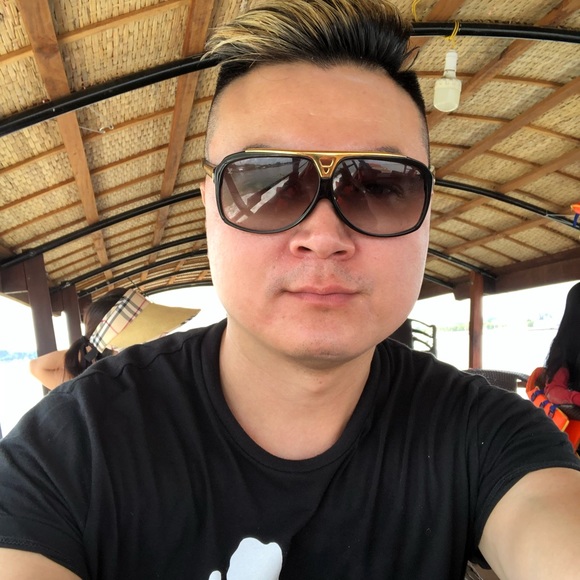 Meet your Posher, Tinh - Picture 1 of 1